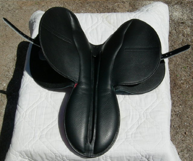 Japanese Custom Color 4 Pocket Saddle with leaded seat
