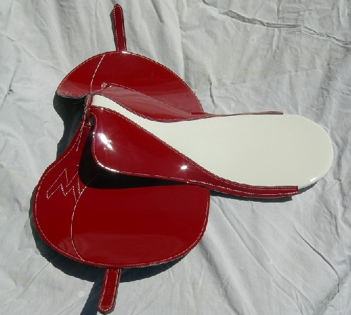 Merlano Large Light Saddle